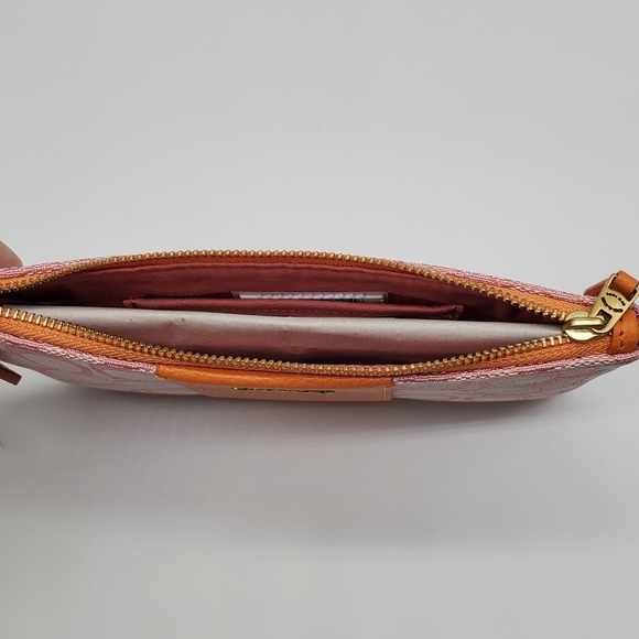 🎁Coach Wristlet in Signature  Jacquard - Picture 5 of 9